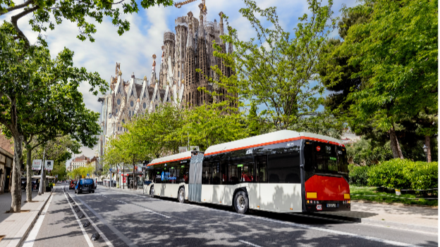 Barcelona trusts hydrogen: Buys buses 