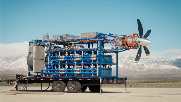 Largest liquid hydrogen drive tested in California 